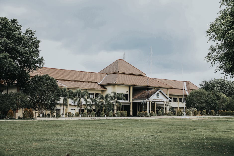 PYFA Pengunduran Diri Anggota Dewan Komisaris Perseroan